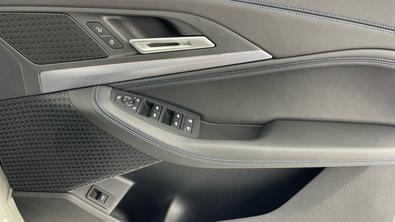 BMW 2 Series 225e xDrive M Sport 5dr DCT Hatchback